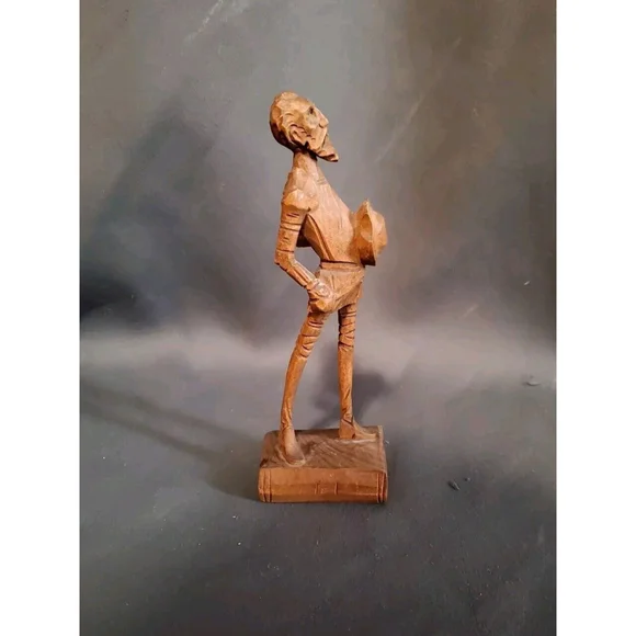 Vintage Spanish Wood Handcarved Gentleman Sculpture Figurine Don Quixote - Picture 5 of 11